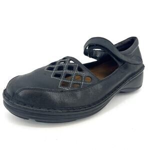 Naot Women's 10.5/42 Black Leather Mary Jane Flat Comfort Shoes Round Toe Sandal